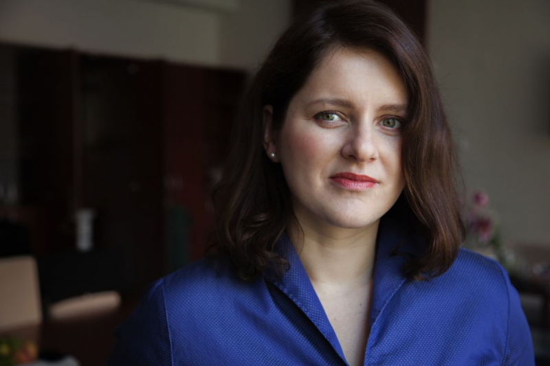 Jana Maláčová /ČSSD/: Jsem naštvaná, že jsme desítky miliard rozfrcali na snižování daní bohatým a nadnárodním korporacím. Myslím, že nám ty peníze budou chybět