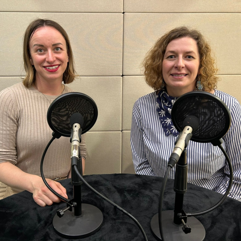 Obrázek epizody Domluví se dvanácti jazyky a ve dvaceti čte. Polyglotka Lucie Gramelová poradí, jak se řeči učit