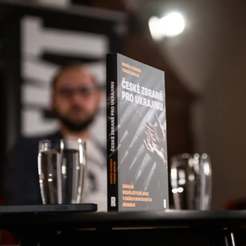 Obrázek epizody Mírová jednání s Ruskem se potáhnou měsíce. Tak to prostě chodí