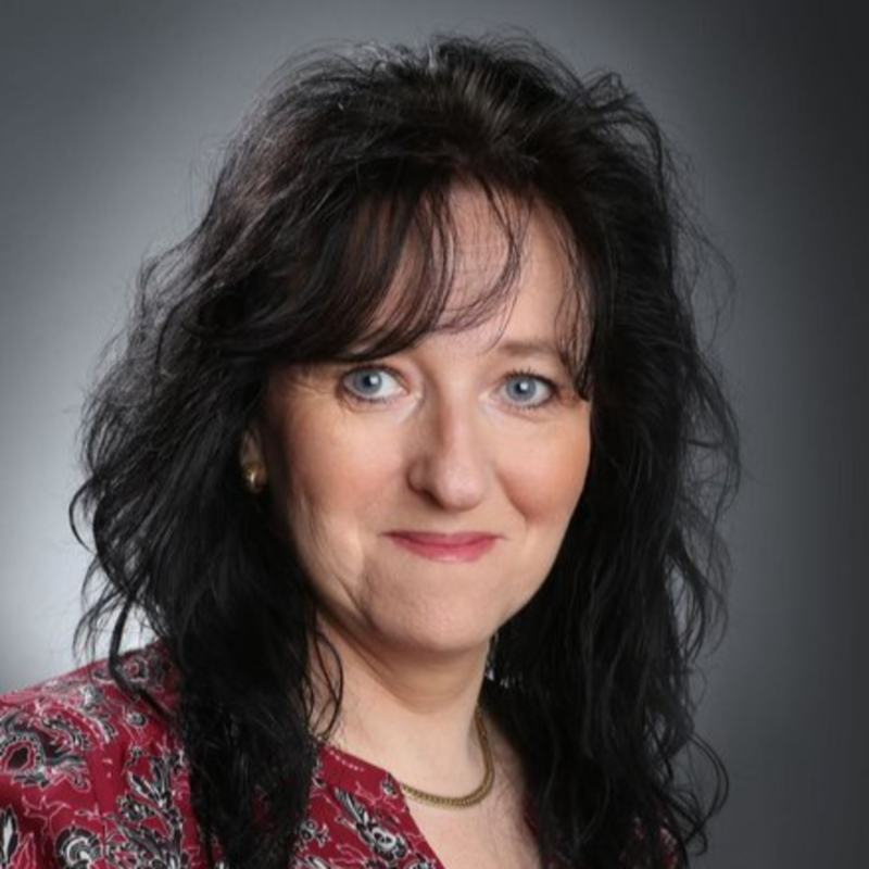 Obrázek epizody #12 Ing. Iveta Hamarneh Ph.D. - "Pokud máte nějaký sen, tak si ho splňte! Může se stát, že pak už to nepůjde" (CZE)