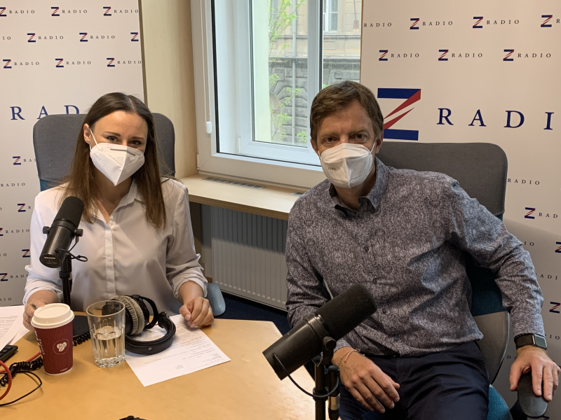 Obrázek epizody Lékař Tomáš Doležal: Biologická léčba dokáže zmírnit projevy lupénky o 90 až 100 procent