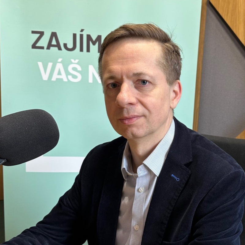 Obrázek epizody Právník Kotzian: Kvůli migračnímu paktu nás čeká podobná uprchlická vlna, jako Západ v roce 2015