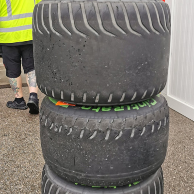 Obrázek epizody 16. EisKing DEBRIEFING - Tímové dvojky konečne zažiarili. Mohol Hamilton vyhrať?