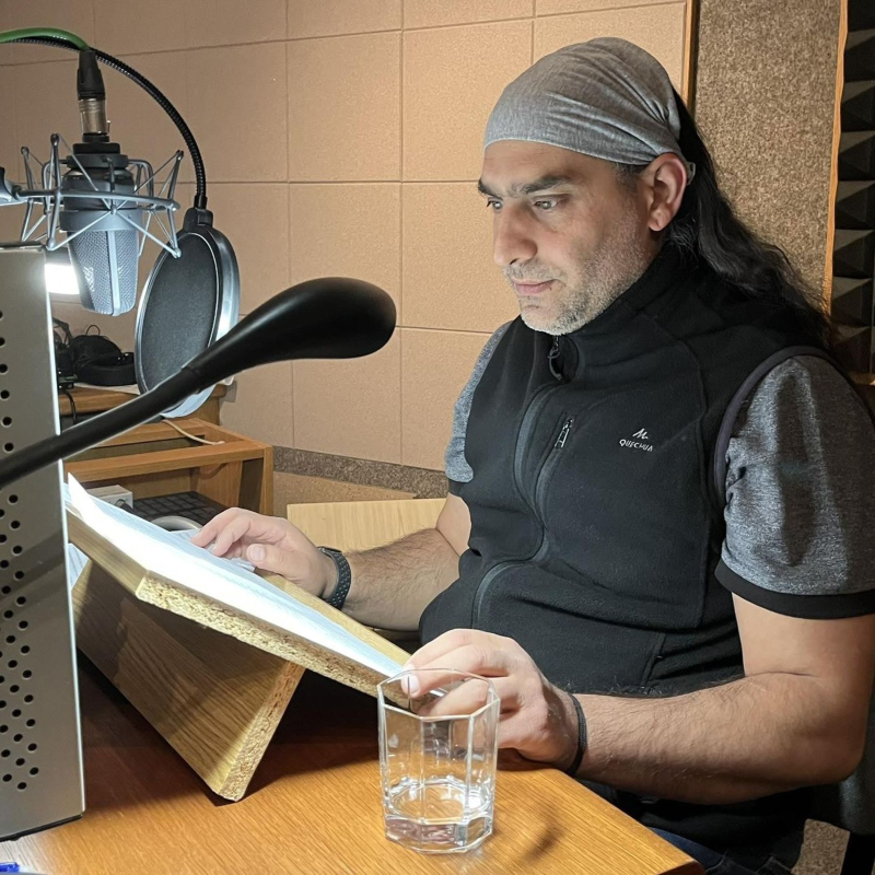 Obrázek epizody Podcast BEZ OBALU: Jak čelit neustálému přílivu dezinformací? Jak ověřovat informace?