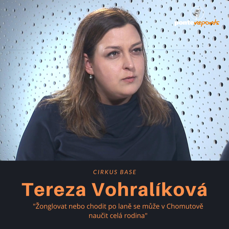 Obrázek epizody Tereza Vohralíková - Cirkus Base: Žonglovat nebo chodit po laně se může v Chomutově naučit celá rodina