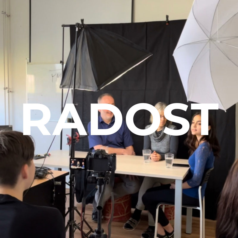 Obrázek epizody zakladatelé naší školy Lenka Mončeková a Jindřich Monček - o životě a škole