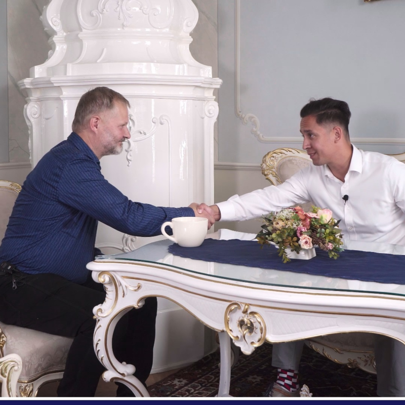 Obrázek epizody Interview o € s Václavem Hamplem, senátorem a emeritním rektorem Univerzity Karlovy