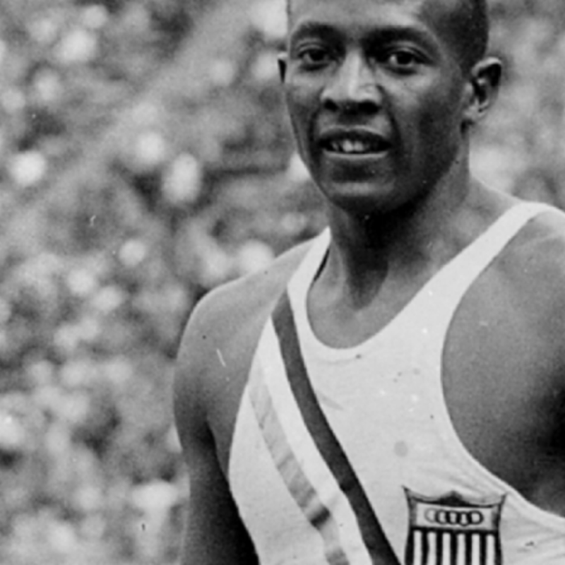 Obrázek epizody 25. květen - Den, kdy atlet Jesse Owens překonal tři světové rekordy během jedné hodiny
