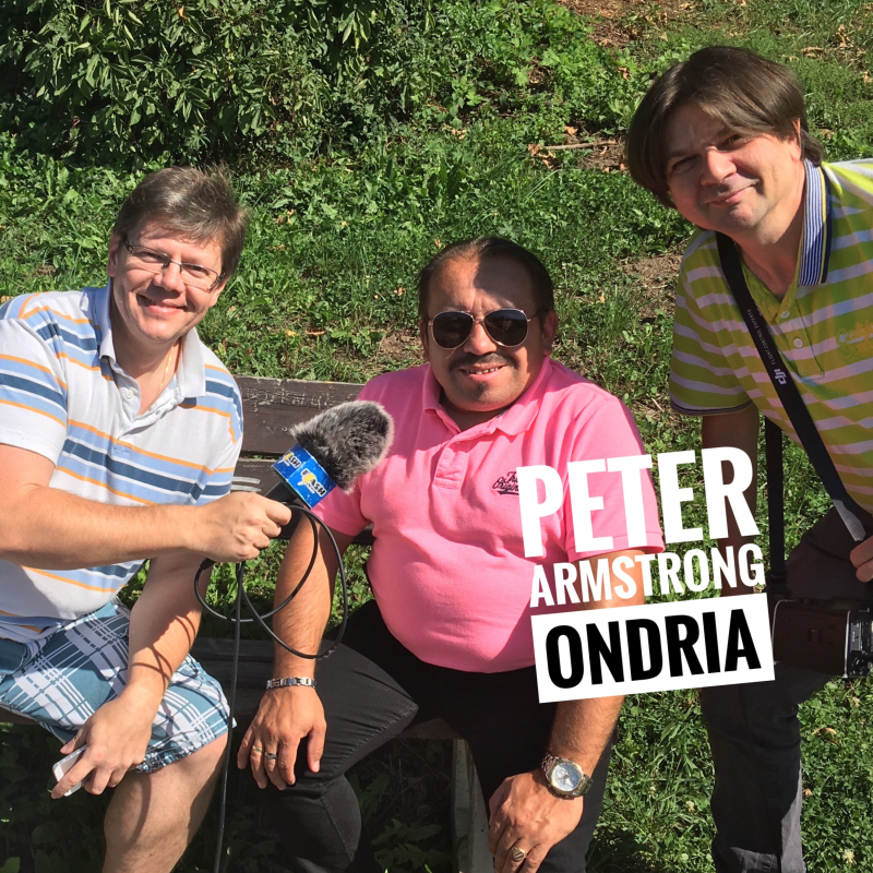 Obrázek epizody Podcast #03: Slovenský hudebník a showmen Peter Armstrong Ondria o životě, rodině, hudbě a podnikání (rozhovor z cyklu Hrdinové všedních dní)