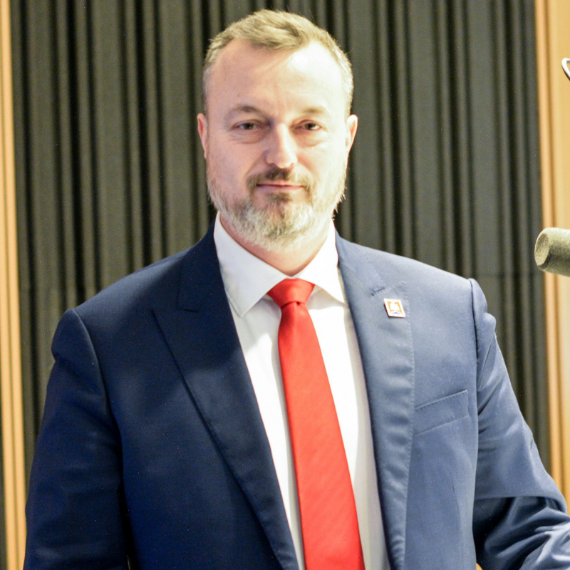 Obrázek epizody Milan Krajniak - Pred vymenovaním vlády má prezident právo... (Braňo Závodský Naživo)