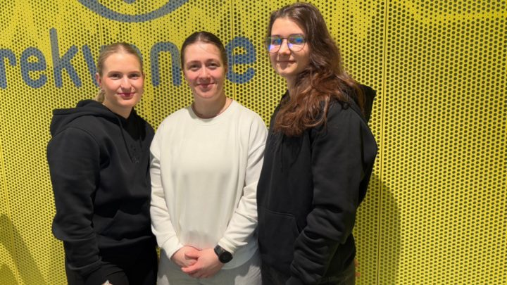 Obrázek epizody Vendula Přibylová, Viktorie Švejdová, Andrea Trnková: Chceme si MS užít naplno. Ženský hokej je krásný sport