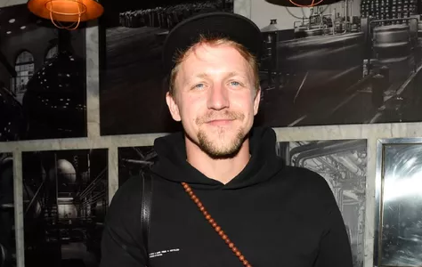 Obrázek epizody Tomáš Klus: V létě jsme si vynahradili dřívější izolaci, bylo výsostně pracovní