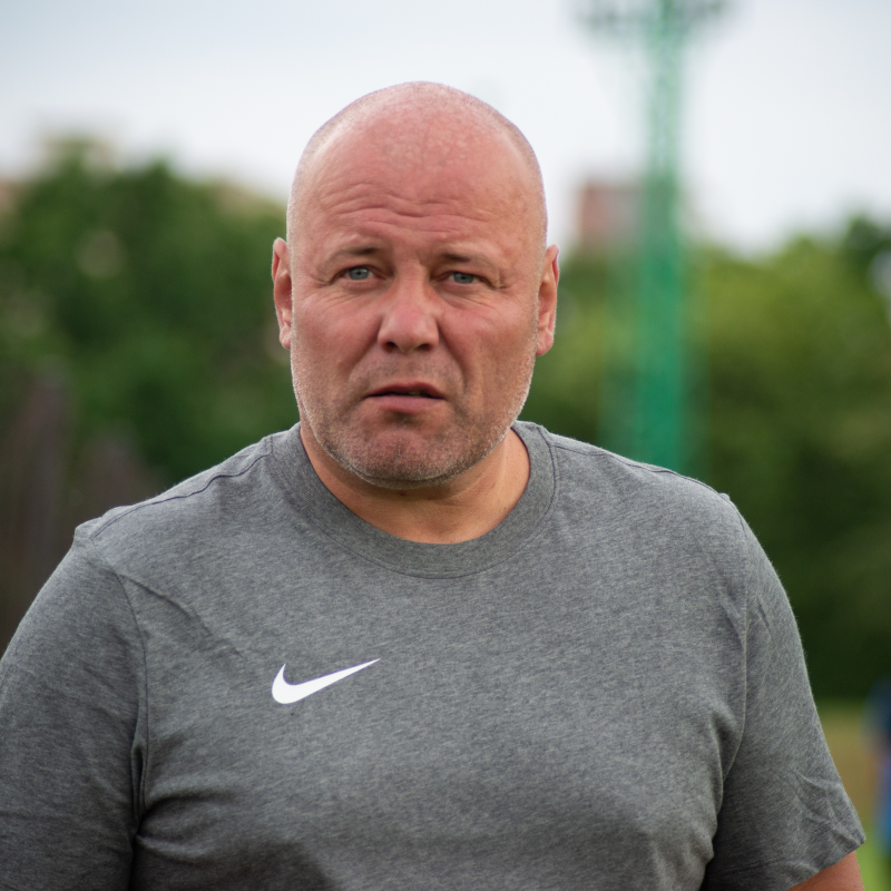 Obrázek epizody Fotbalový klub Baník Most Souš představil klubové novinky před startem nové sezony A-mužstva v České fotbalové lize.