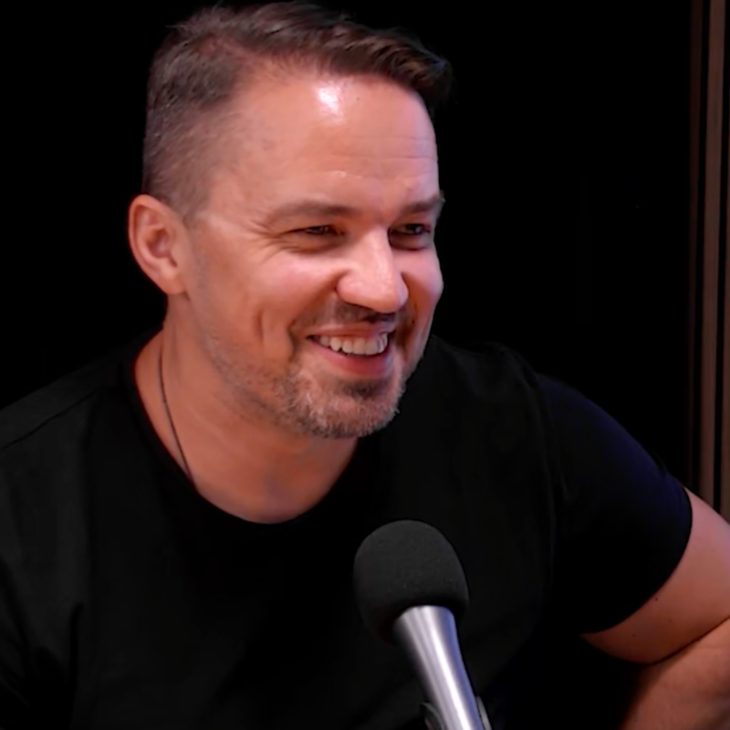 Obrázek epizody Prodal miliardový byznys, druhý musel zavřít. Miroslav Uďan o konci startupu Out of Dark: Stálo mě to milion dolarů, ale i neúspěch je OK, jen ego trpí