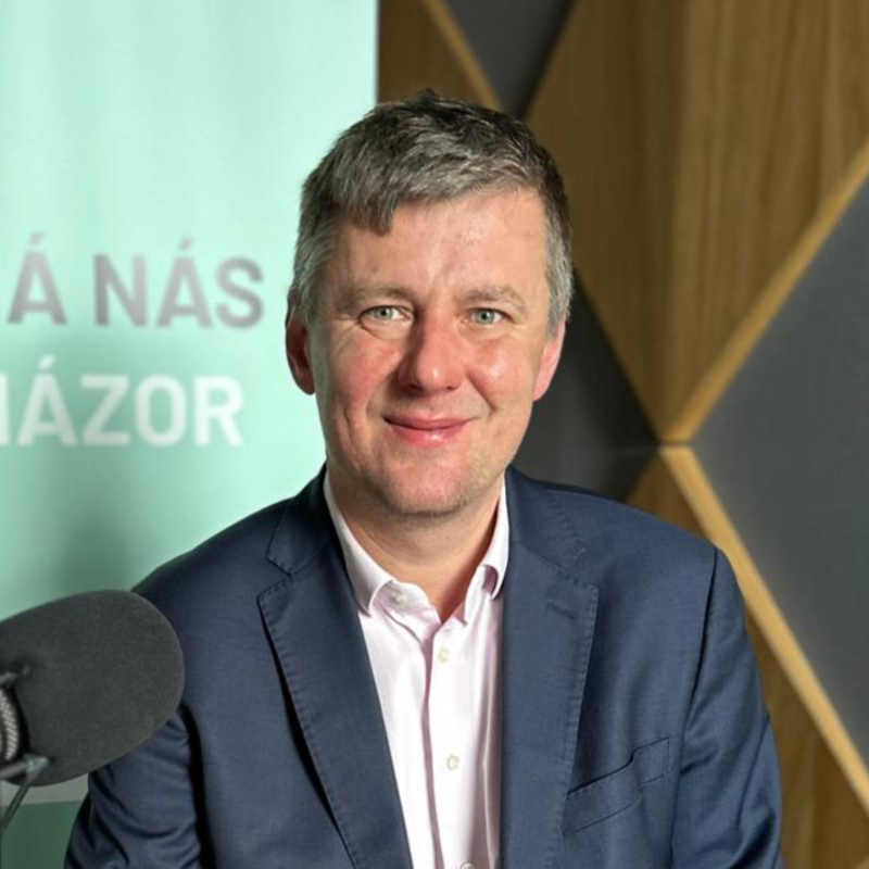 Obrázek epizody Tomáš Petříček: V politice se dnes hledá konflikt, ne kompromis. Spíš než o strany jde o jednotlivce