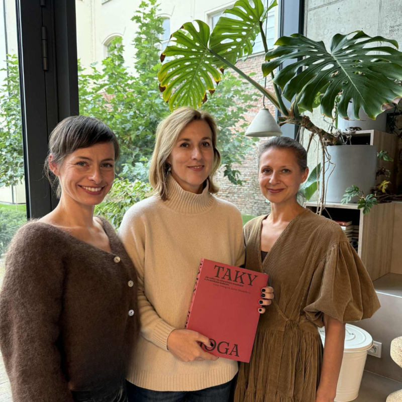 Obrázek epizody Jóga, pohyb a životní styl u lidí s revmatoidní artritidou a příbuznými onemocněními