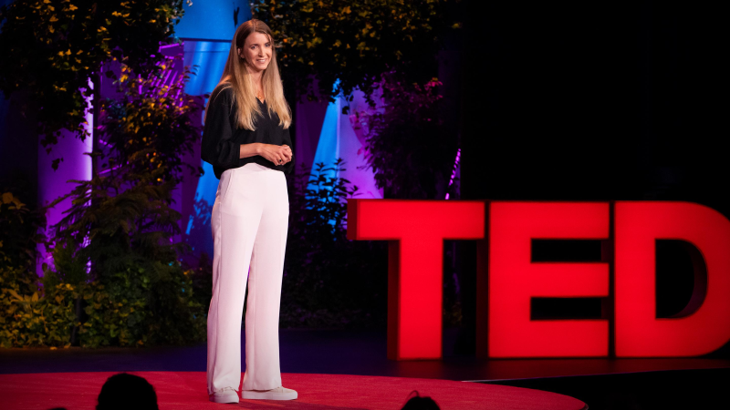 Obrázek epizody The powerful possibilities of recycling the world's batteries | Emma Nehrenheim