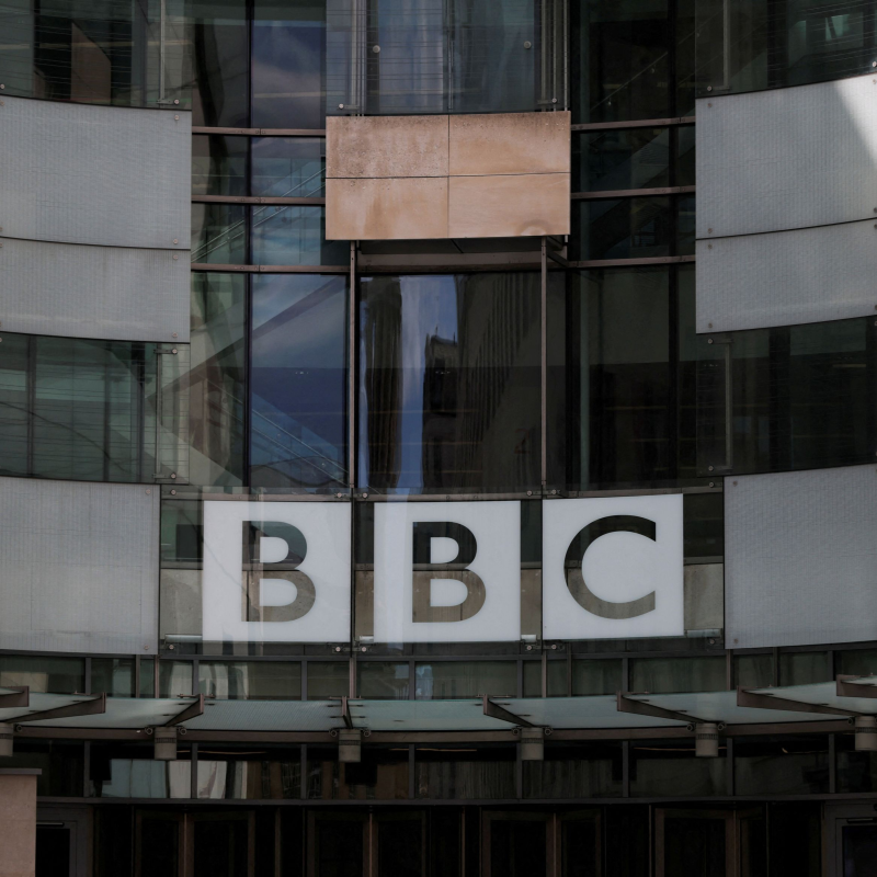 Obrázek epizody BBC selhala hlavně tím, že o chybě mlčela. Jak to může ovlivnit debatu o veřejnoprávních médiích v Česku?