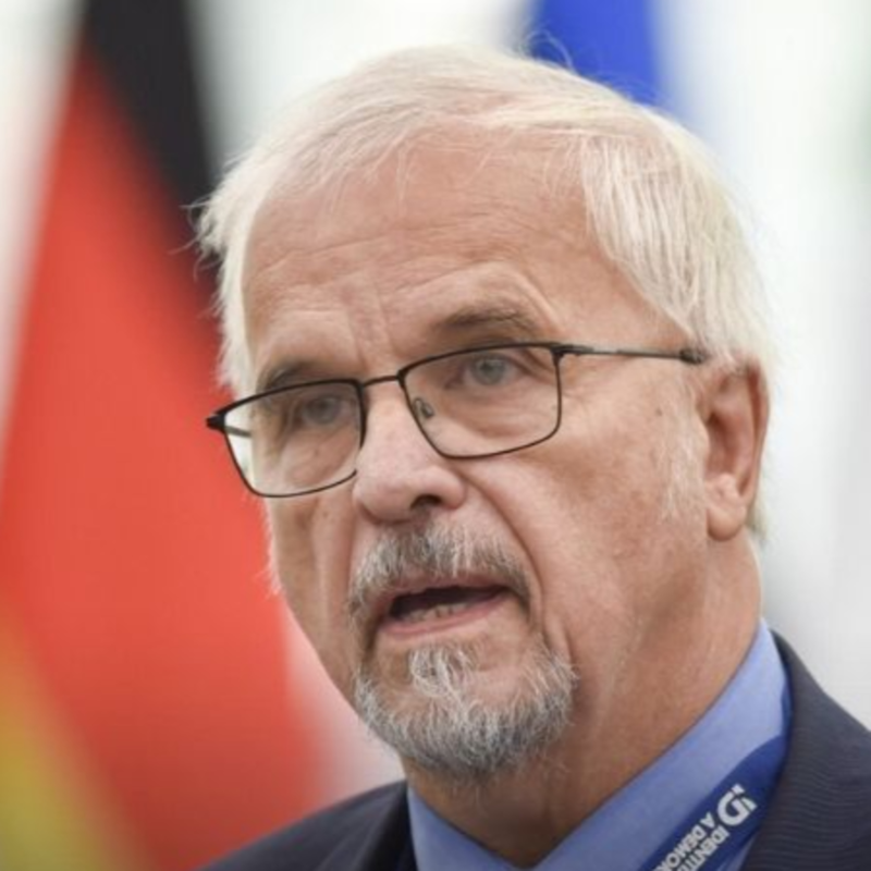 Obrázek epizody Ivan David (SPD): Potřebujeme domobranu, za 20 let může útočit muslimské Německo | 20. 3. 2025