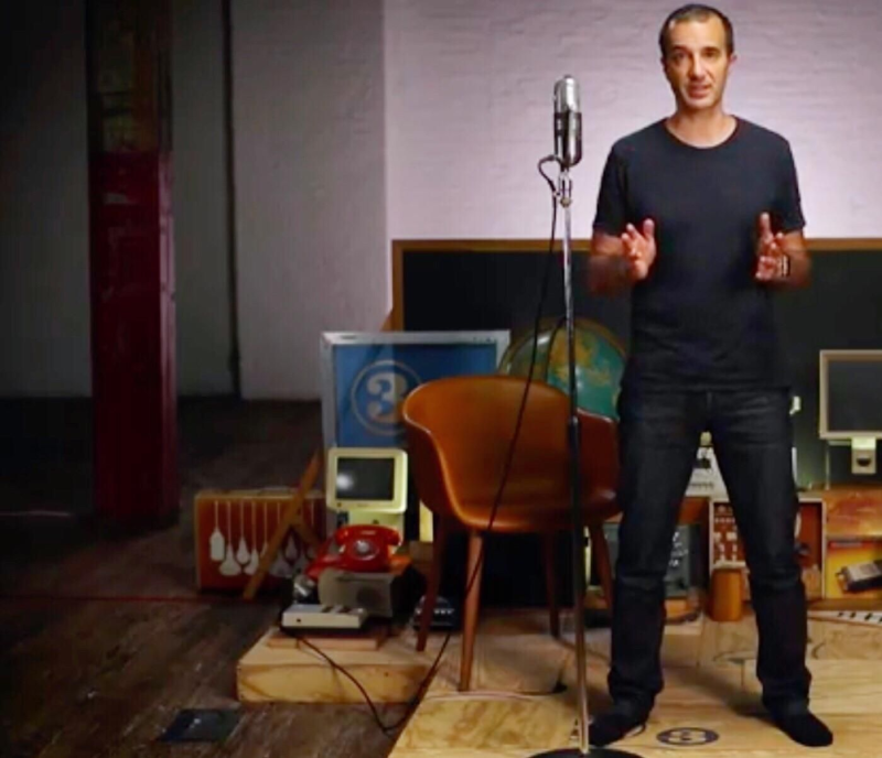 Obrázek epizody The Third. A TED Talk.