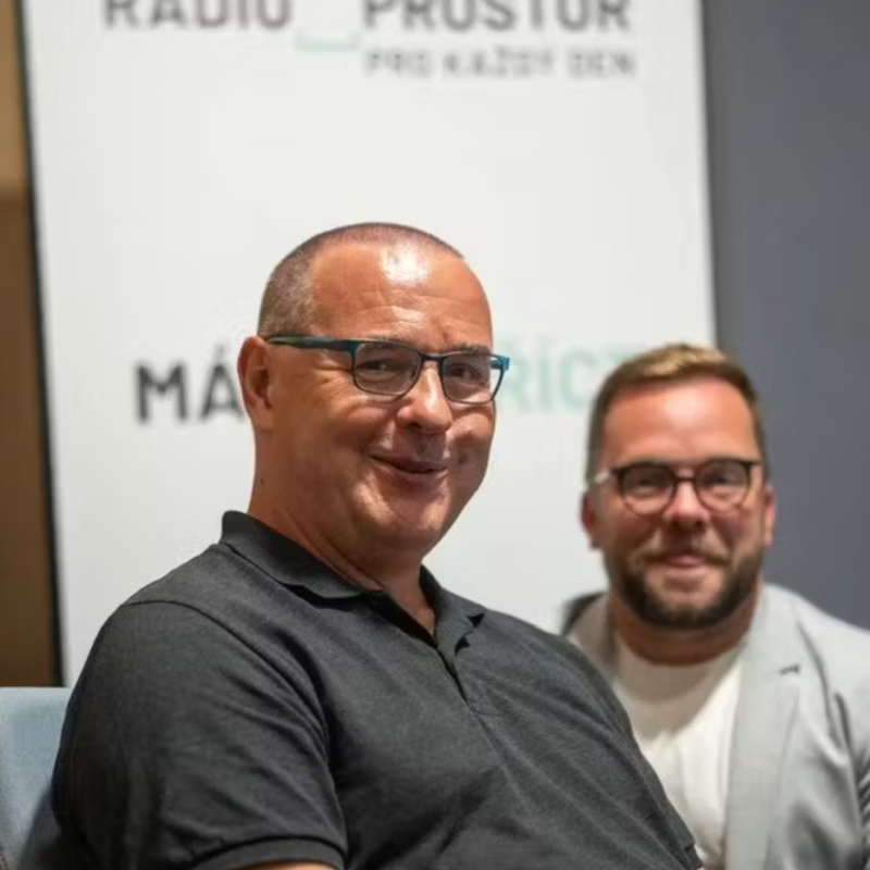 Obrázek epizody Miroslav Sklenář: Prezidenti Havel a Zeman nás s kouřením zlobili