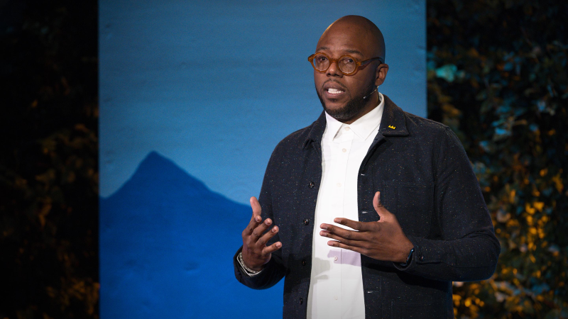 Obrázek epizody The difference between false empathy and true support | Chezare A. Warren