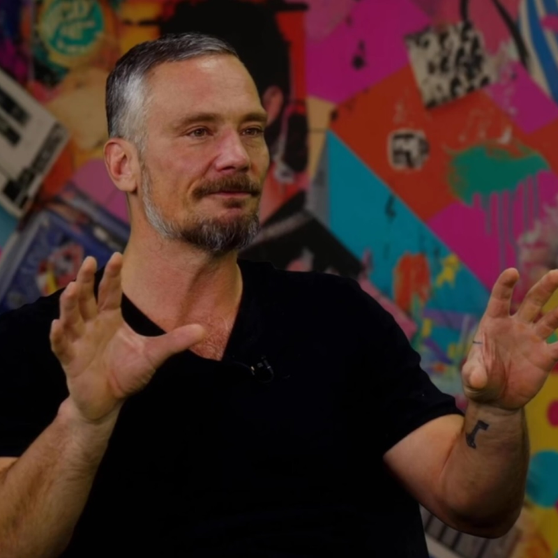 Obrázek epizody Martin Kačer: od rozjetého moderátora přes detox k vědomému životu a podcastu s Kairou