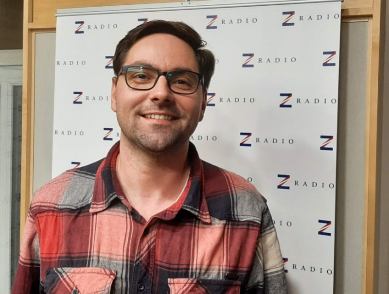 Obrázek epizody Clubhouse nabírá nové vývojáře, aplikace pro Android by měla být v řádu třech až šesti měsíců. Facebook u nás zasáhl dvě třetiny populace a určitě jej ještě čeká nějaká budoucnost, říká Václav Blahout