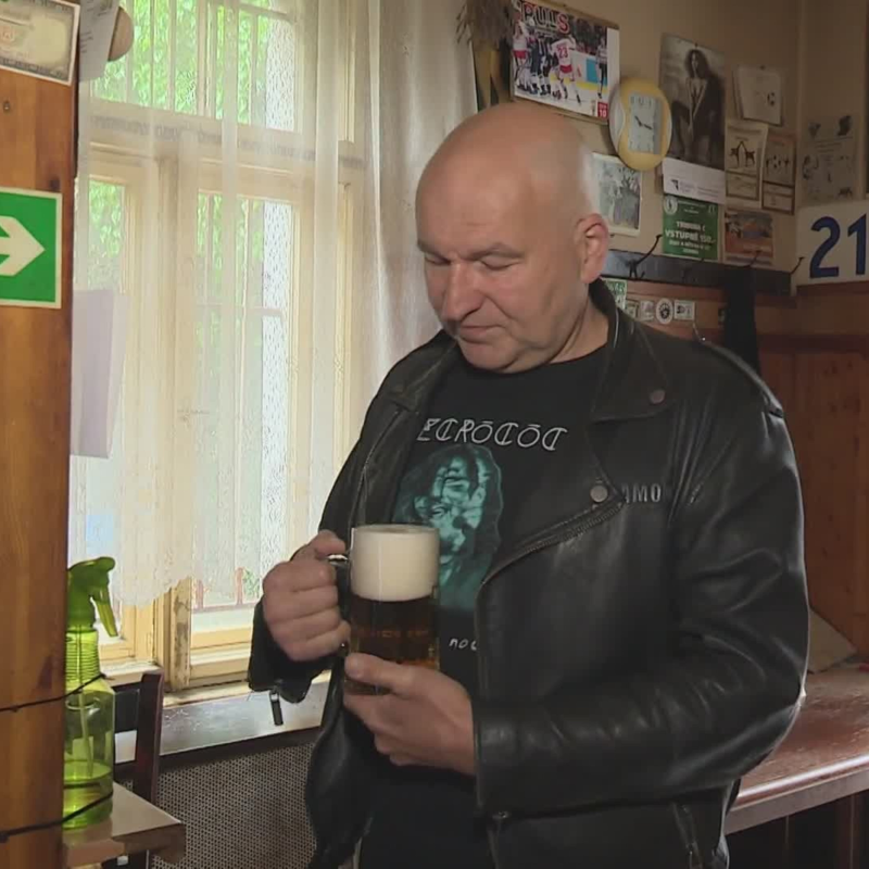 Obrázek epizody Lou Fanánek Hagen natočí videoklip (zdroj: CNN Prima NEWS)