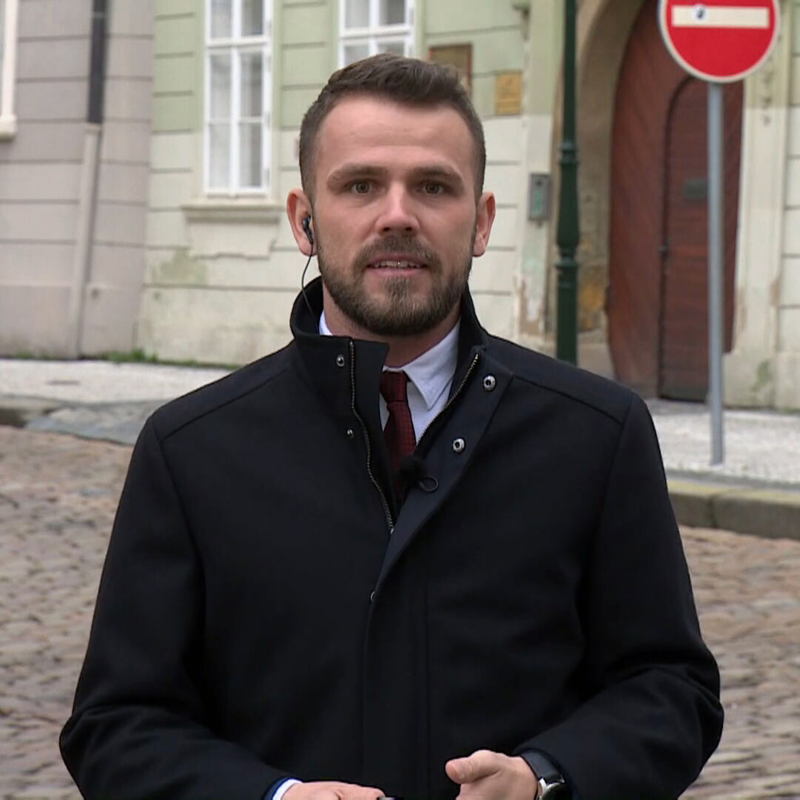 Obrázek epizody Rozhovor s Josefem Mádlem - Schůzka Babiše se Zemanem