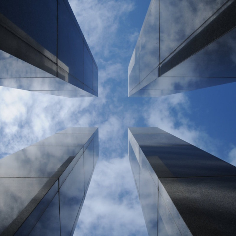 Obrázek epizody #48 — What Is Moral Progress?