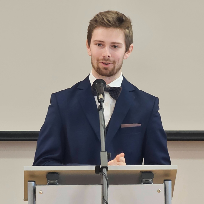 Obrázek epizody Šimon ŘEŘUCHA: Uspěchanost (7. 3. 2026)