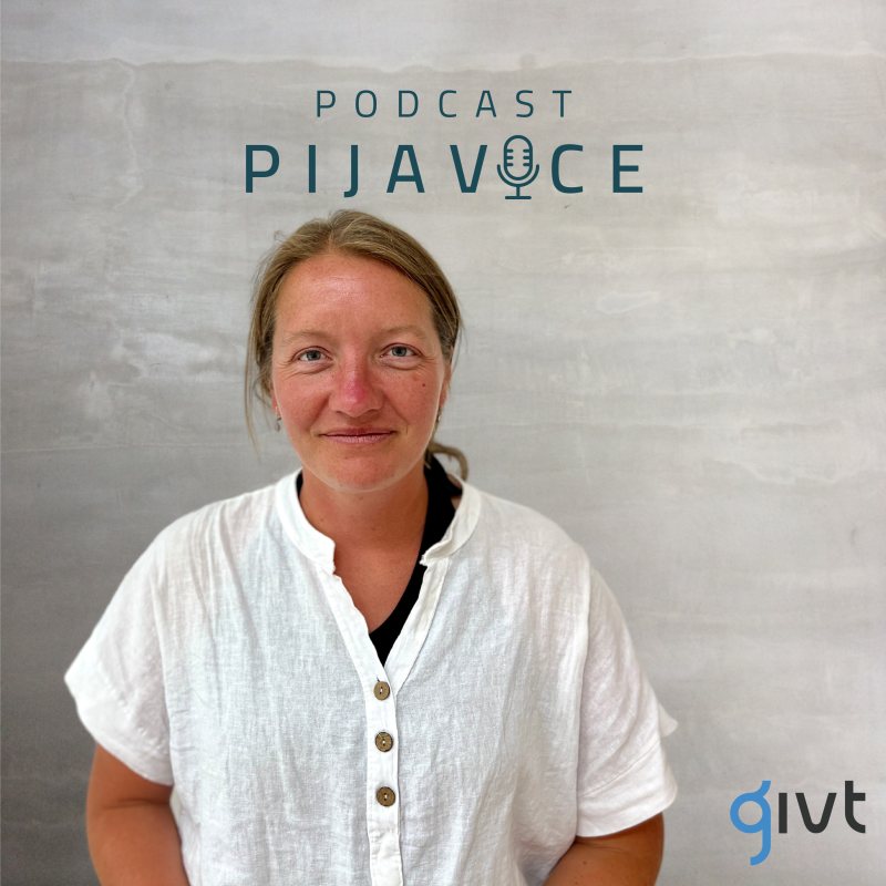 Obrázek epizody #53 O uzdravování těla i duše skrze koně. Katka Maříková a Centrum hiporehabilitace Mirákl