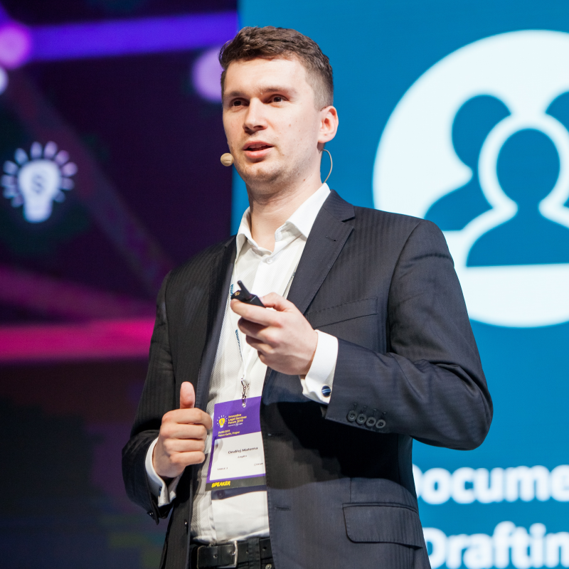 Obrázek epizody Podcasty21 - #11 Ondřej Materna (CEO Legito)