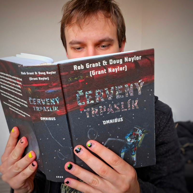 Obrázek epizody Queer knihy a Červený trpaslík