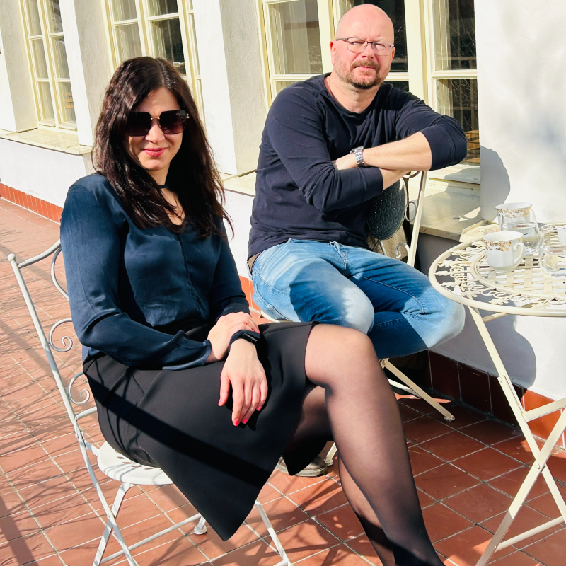 Obrázek epizody ZBYNĚK SEDLECKÝ: BAVÍ MĚ DÍVAT SE NA OBYČEJNOU VĚC NEOBYČEJNÝM ZPŮSOBEM