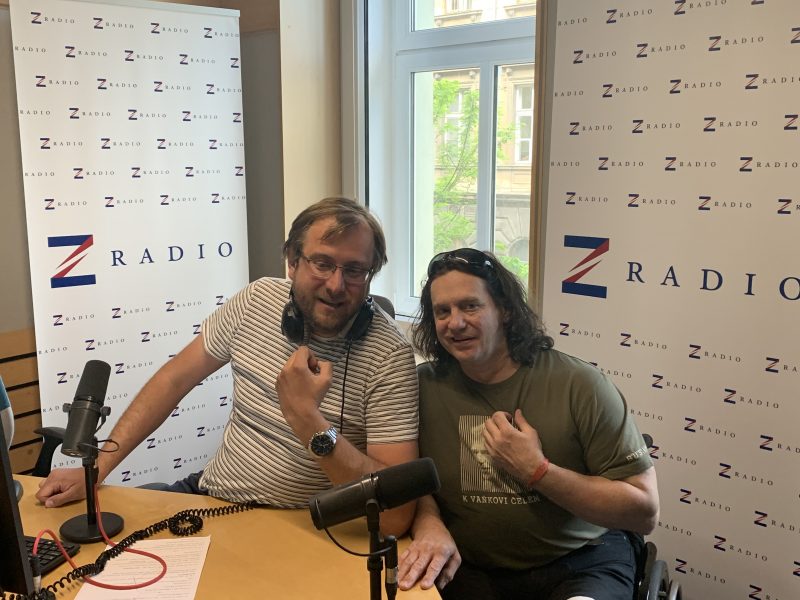 Obrázek epizody Srdce lidí jsou dnes otevřenější než dřív, říká herec Jan Potměšil o postoji společnosti k vozíčkářům