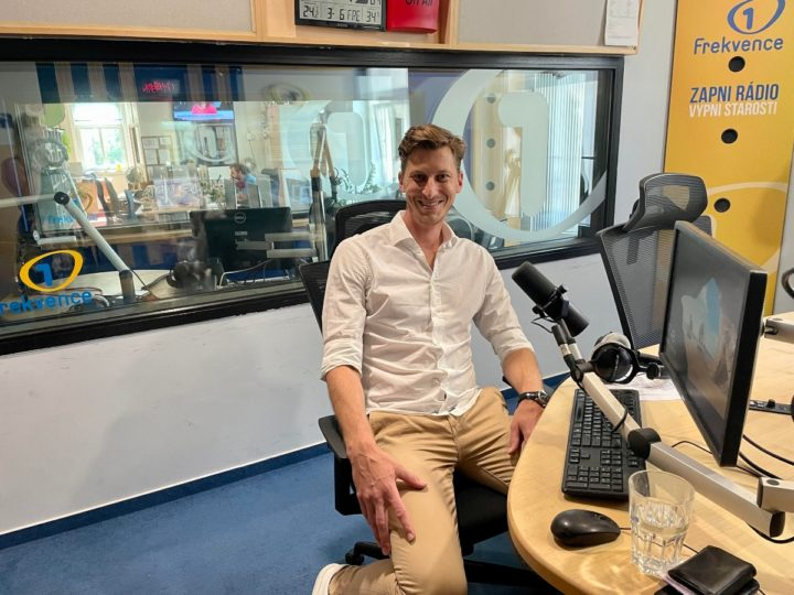 Obrázek epizody Filip Neusser: O dotaci na střechu žádalo Kladno, nikoli Jágr