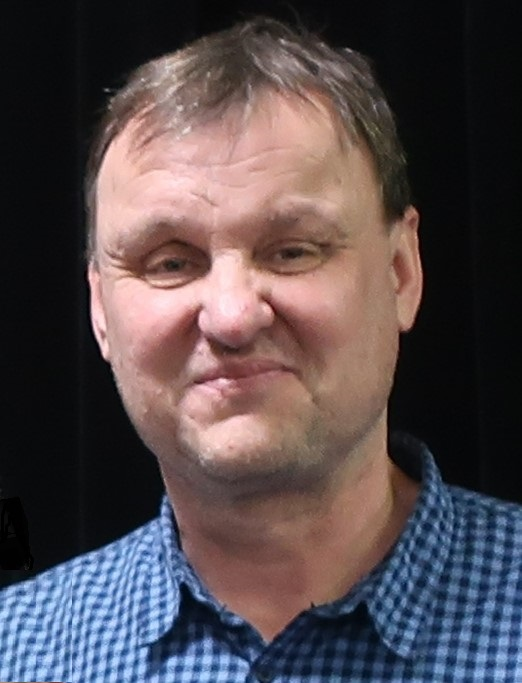 Obrázek epizody Století 21 #42 - Tomáš Kábrt - "Když chceš, abys prospěl sobě, musíš říkat, co chtějí lidi slyšet. Když chceš prospět těm lidem, těm druhejm, tak musíš říkat pravdu," říká účastník protikomunistického odboje o pevných morálních postojích.