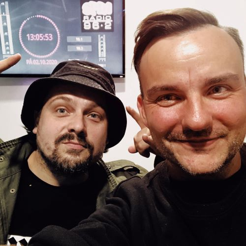 Obrázek epizody JAMES COLE HOSTEM U ROMANA BLINKY V CHILLU NA SPINU