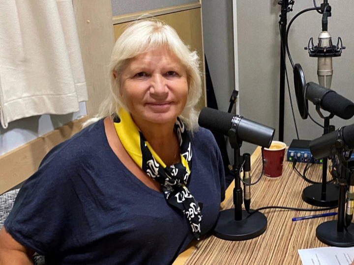 Obrázek epizody Ženy i muži i přes finanční krizi dál ve velkém chodí na plastické operace, říká lékařka Ivana Němečková