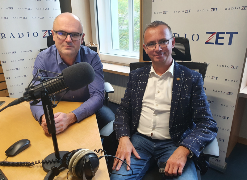 Obrázek epizody Fanoušci motosportu chtějí auto slyšet, říká prezident Autoklubu ČR Jan Šťovíček