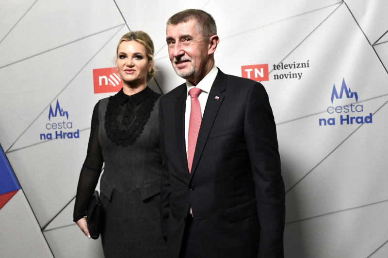 Obrázek epizody Přežije Babiš prohru, přežije Česko jeho případnou výhru? Velké shrnutí kampaně a výhled dál