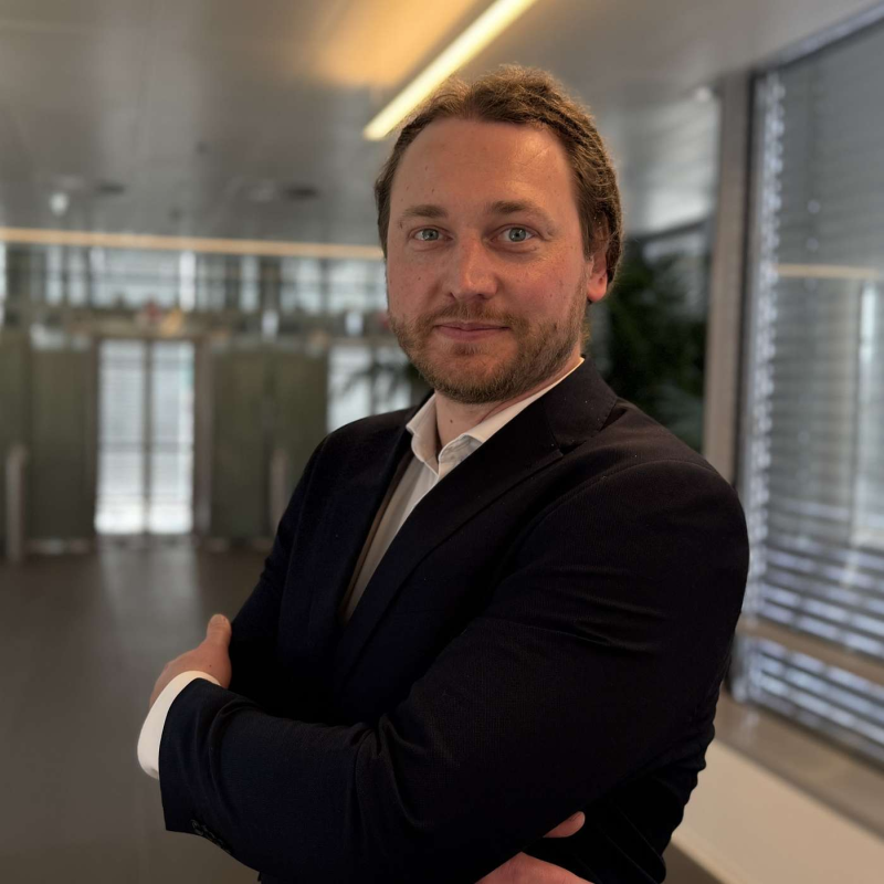 Obrázek epizody Česká ekonomika se vyléčila z chřipky, má ale mnohem závažnější nemoci, říká ekonom Hradil