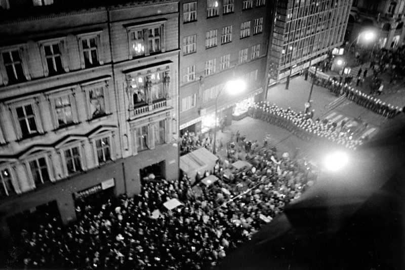 Obrázek epizody Slavíme 17. listopad dobře?