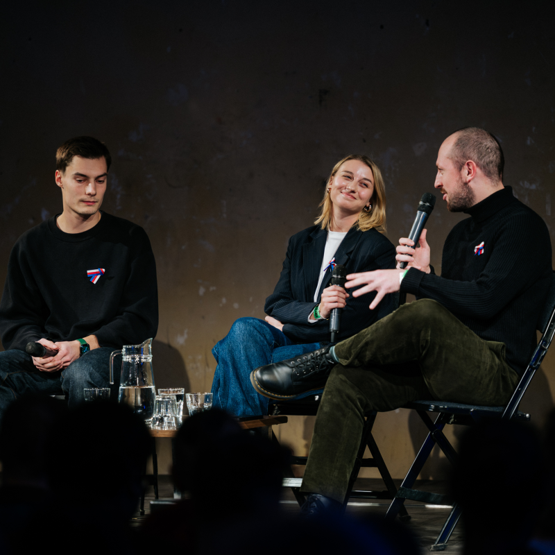 Obrázek epizody Turek si vypískání na Národní užil, Babiš příliš ne a Pavel se snaží pískat rovinu