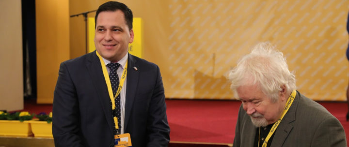 Obrázek epizody Tomáš Zdechovský: Je potřeba, aby se lidé, kteří se dopouštěli válečných zločinů na Ukrajině, dostali do vězení