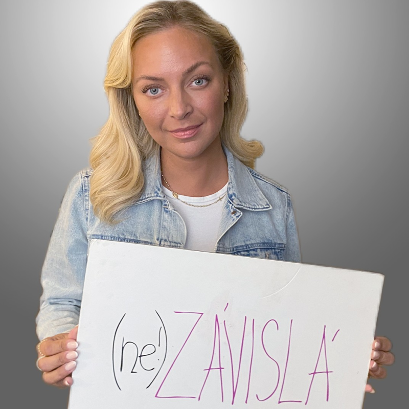 Obrázek epizody Život s nevyléčitelnou nemocí: Lidé říkali, že piju nebo jsem byla na botoxu, přiznala Markéta Konvičková