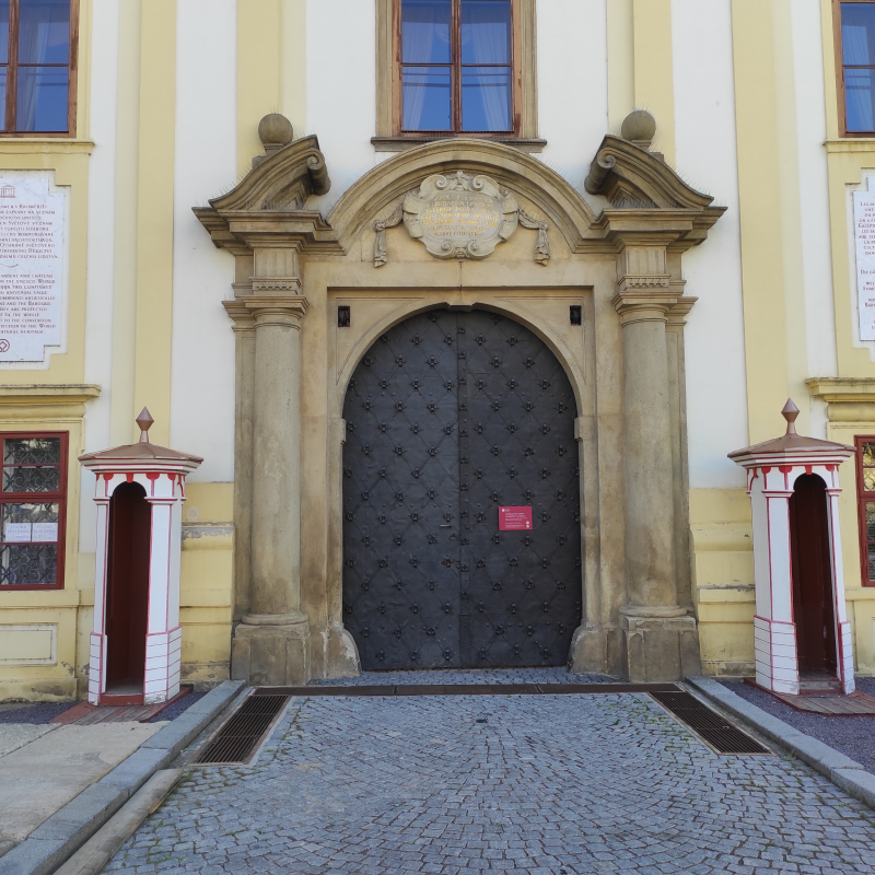 Obrázek epizody Za branou arcibiskupského zámku a zahrad v Kroměříži