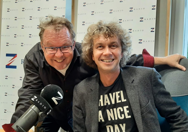 Obrázek epizody Novinář Vratislav Dostál: Tyto volby jsou zásadní, hraje se o budoucnost České republiky